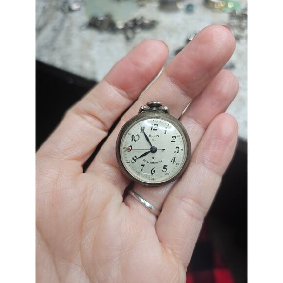 Elgin Shockmaster Pocket Watch Star Watch Case 5916 17j 1 1/4\